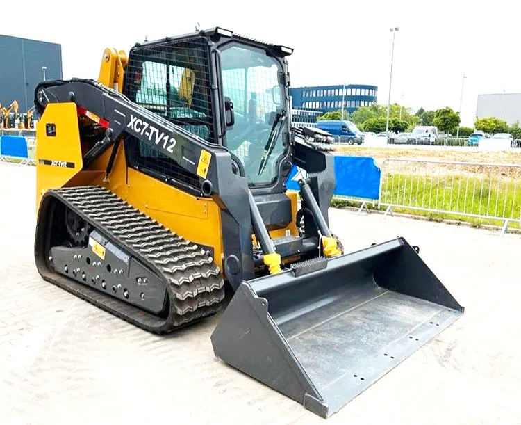 XCMG Official Xc7-TV12 Skid Steer Track Loader 1.36 Ton Small Skid Steer Loader for Sale